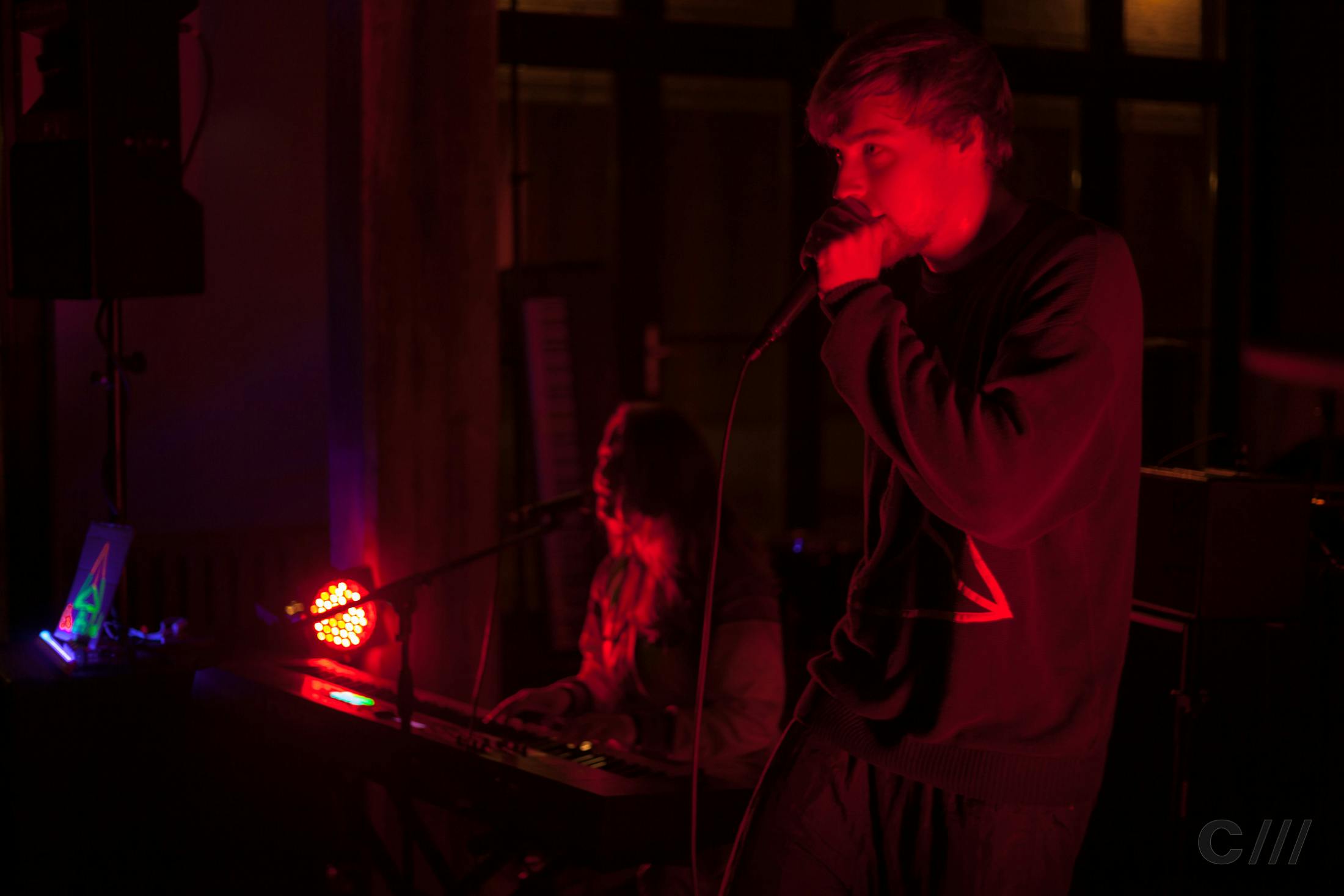 Glow After Dark performance at Signals Festival 2020 at Catalyst Berlin | Photo by Ian Dunham