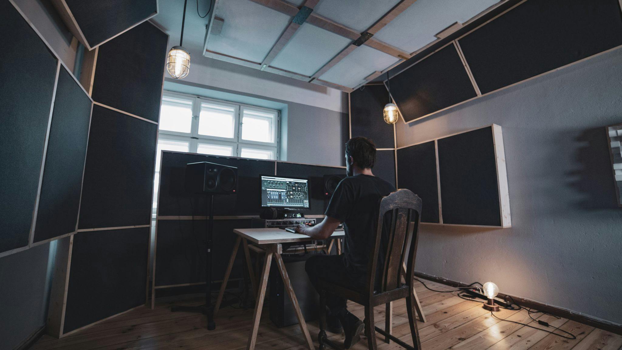 Mixing Engineer and Music Tutor Philip Röder on How to Build Your Own Studio | Catalyst Berlin