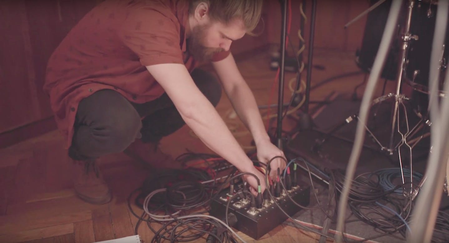 Catalyst Berlin Creative Audio Production & Sound Engineering student Stefan Greve recording a live Studio Session by noise rock band Palm Squirrel