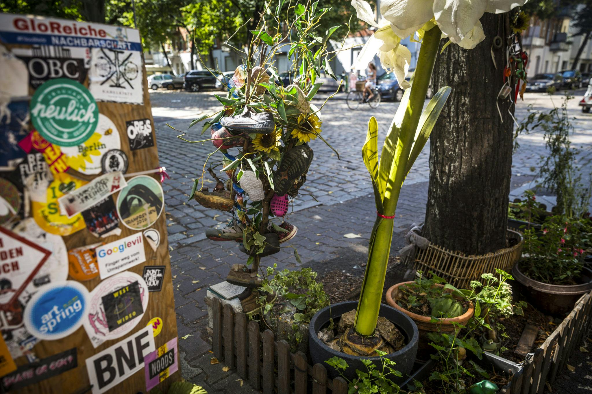 Neukoelln street garden by Dominic Blewett