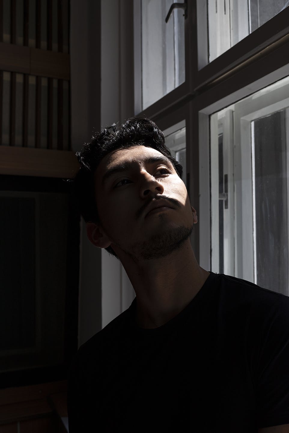 Photoshoot with Catalyst Berlin Electronic Music Production & Performance student Marcelo Mantilla aka Ponder Mars by Aurélie Nydegger 