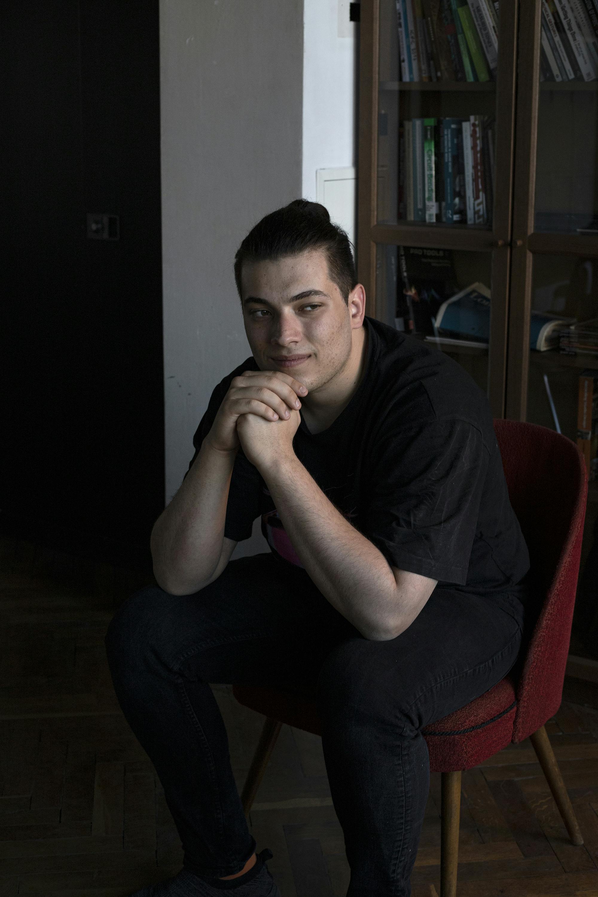 Casting Profile: Catalyst Berlin Screen Acting student Danny Maász | Photo by Aurélie Nydegger 