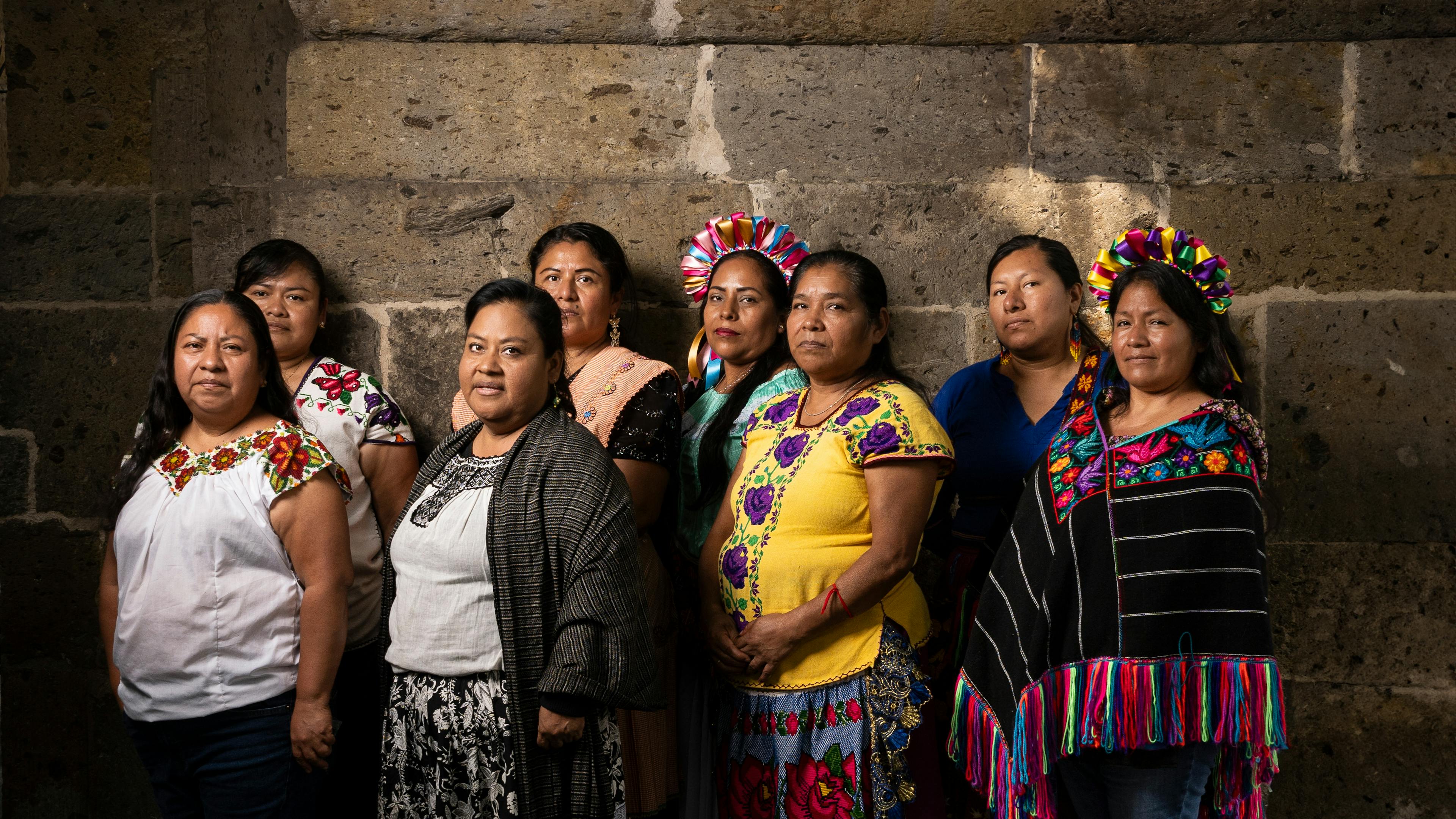Retrato de las representantes del Colectivo Mujeres Raíces