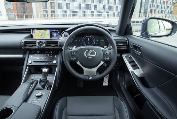Lexus IS interior