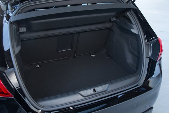 Peugeot 308 boot space