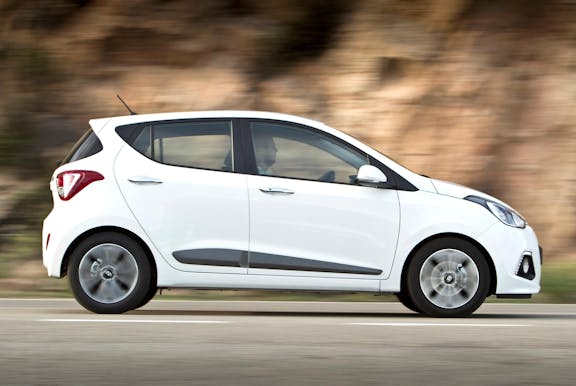 The exterior of a white Hyundai i10
