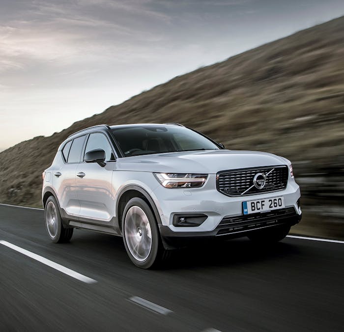 The front exterior of the Volvo XC40