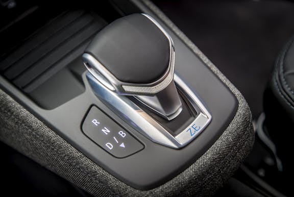 Gear stick shot of the Renault Zoe