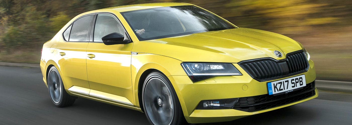 Skoda Superb front exterior