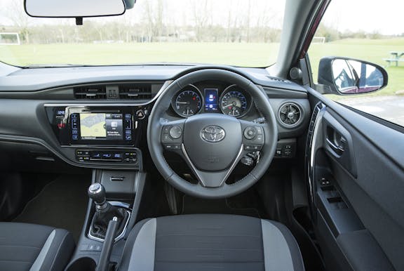 Toyota Auris interior