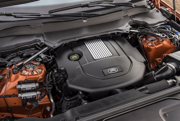 Engine shot of the Land Rover Discovery