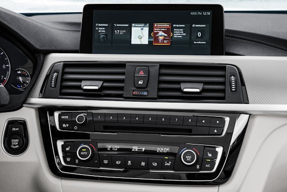 BMW 4 Series dashboard