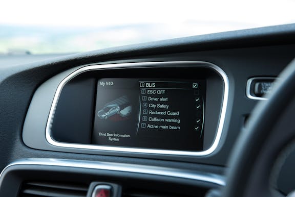 Fascia shot of the Volvo V40