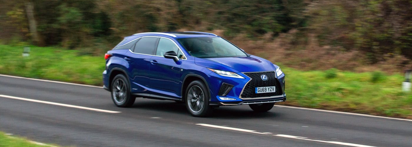 Lexus RX 450h driving