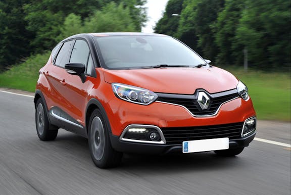 The exterior of a red Renault Captur