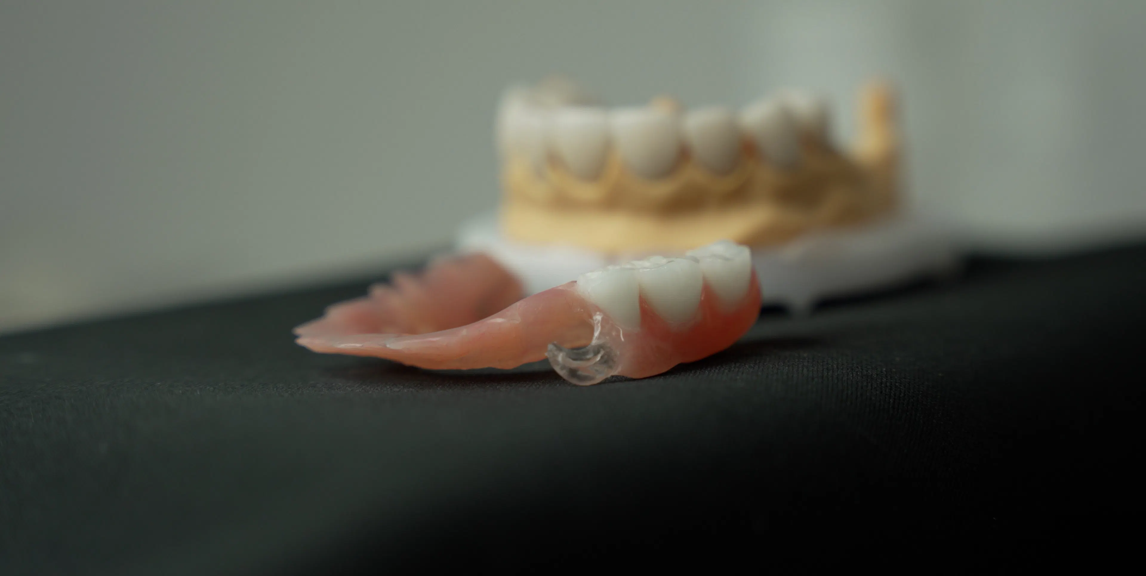 Dental Implants vs. Dentures