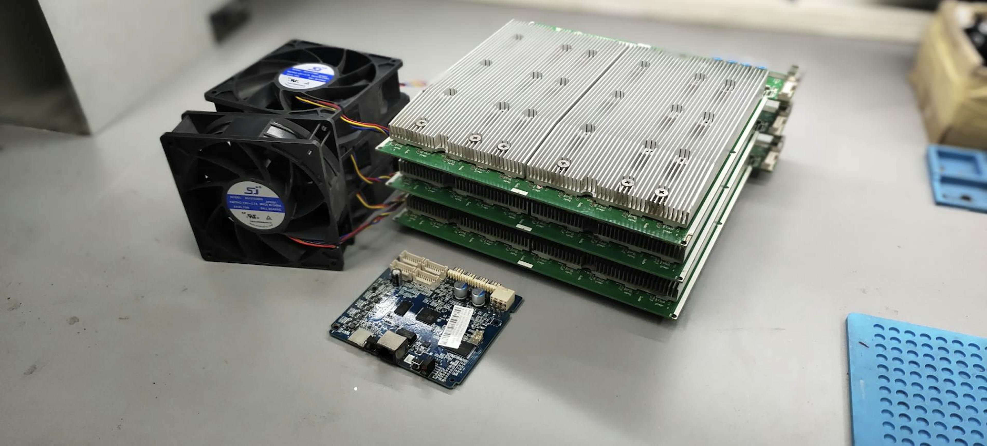 Component of ASIC miner from BITMAIN model ANTMINER s19