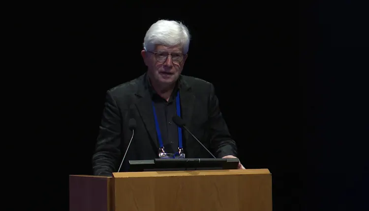 L’homéopathie en soins de support améliore la qualité de vie et prolonge la survie des patients atteints de CBNPC_Michael Frass_Lisbonne 2026