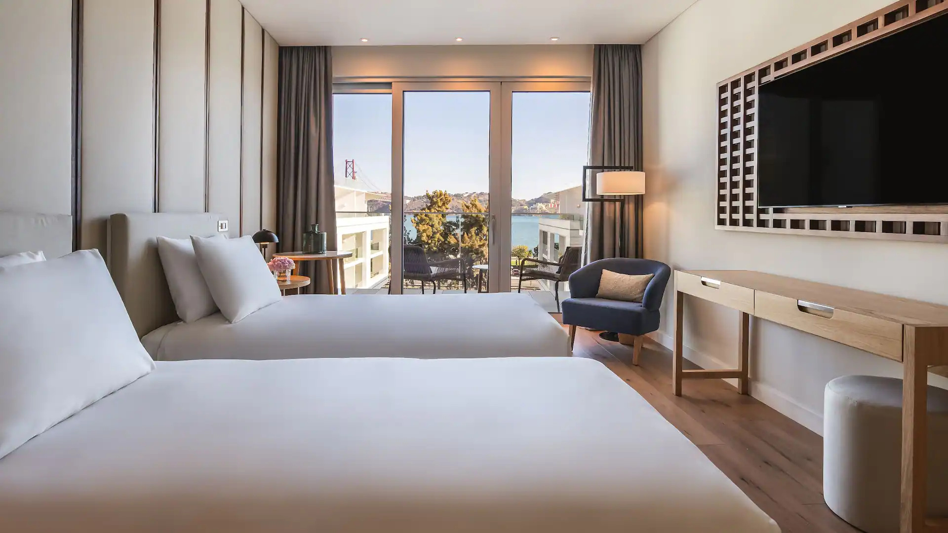 Chambre-standard-twins-avec-vue_Hyatt-Lisbon