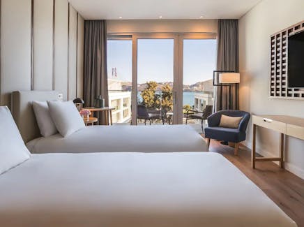 Chambre-standard-twins-avec-vue_Hyatt-Lisbon