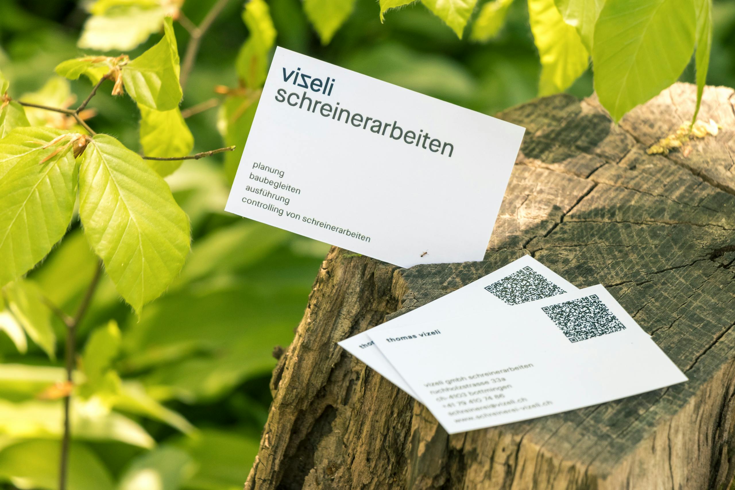 Cedric Kegreiss, Vizeli-Schreinerarbeiten, Basel, Basel-Landschaft, Grafik, Corporate Design, Design, Schreiner, Holz, Holzbau, Visuelle Gestaltung