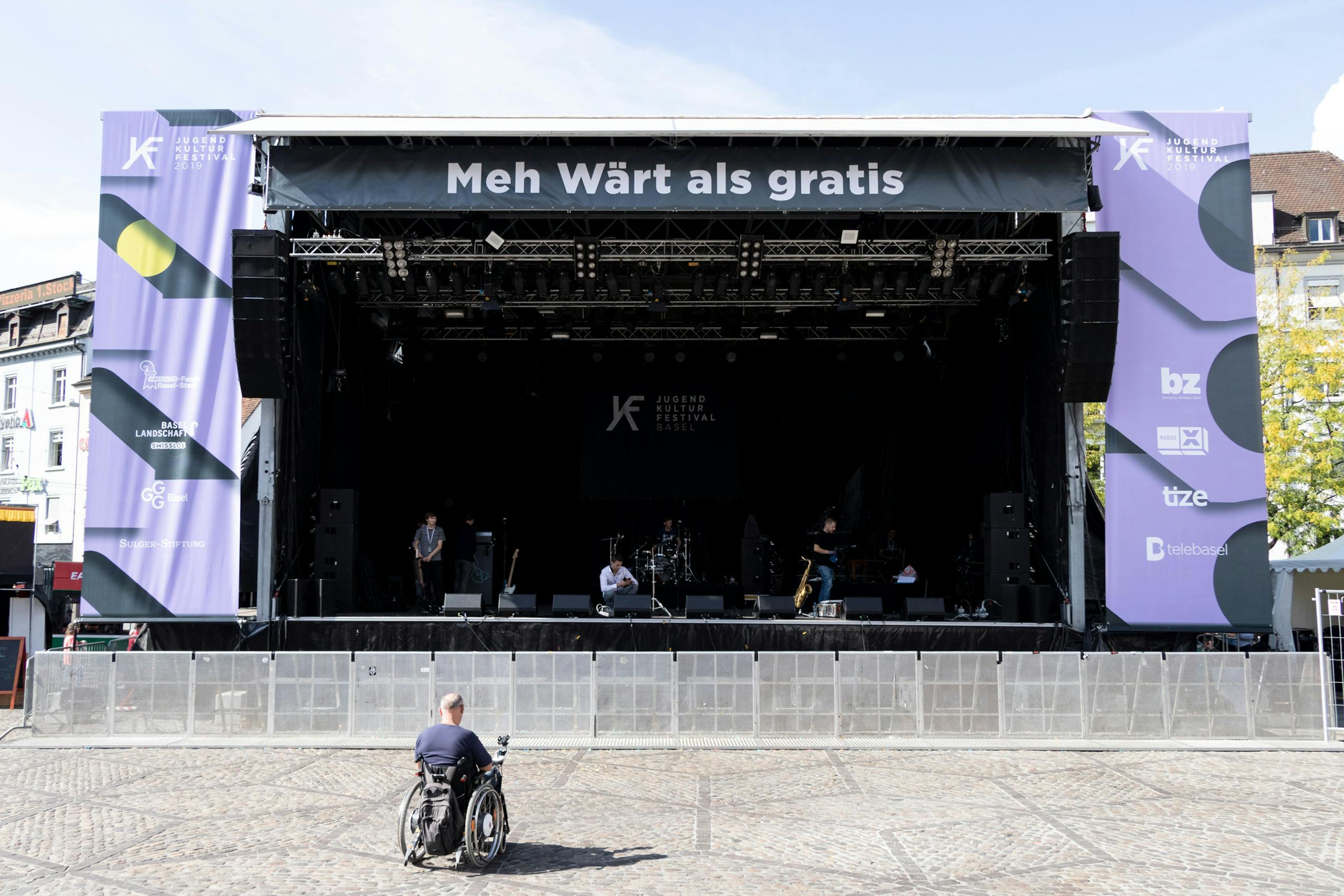 Cedric Kegreiss, Jugendkulturfestival Basel, 2019, Grafik Design, Visuelle Gestaltung, Gratis, Basel, Party, Jugend, Kultur, September
