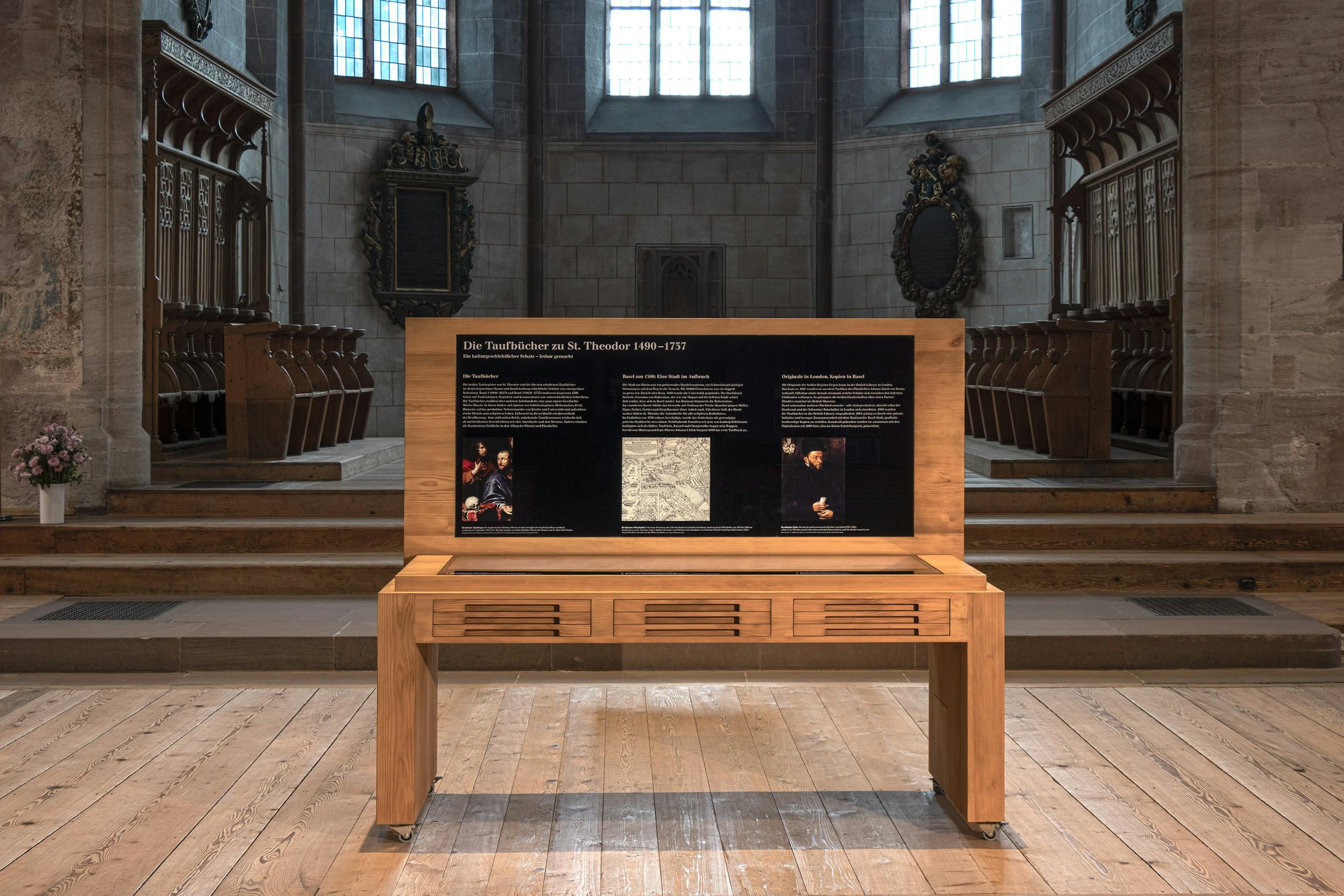 Cedric Kegreiss, Theodorskirche, Vitrine, Grafik, Design, Gestaltung, Basel, Taufbücher, Biebel, Buch, Ausstellung, Visual Design, Barbara Piatti