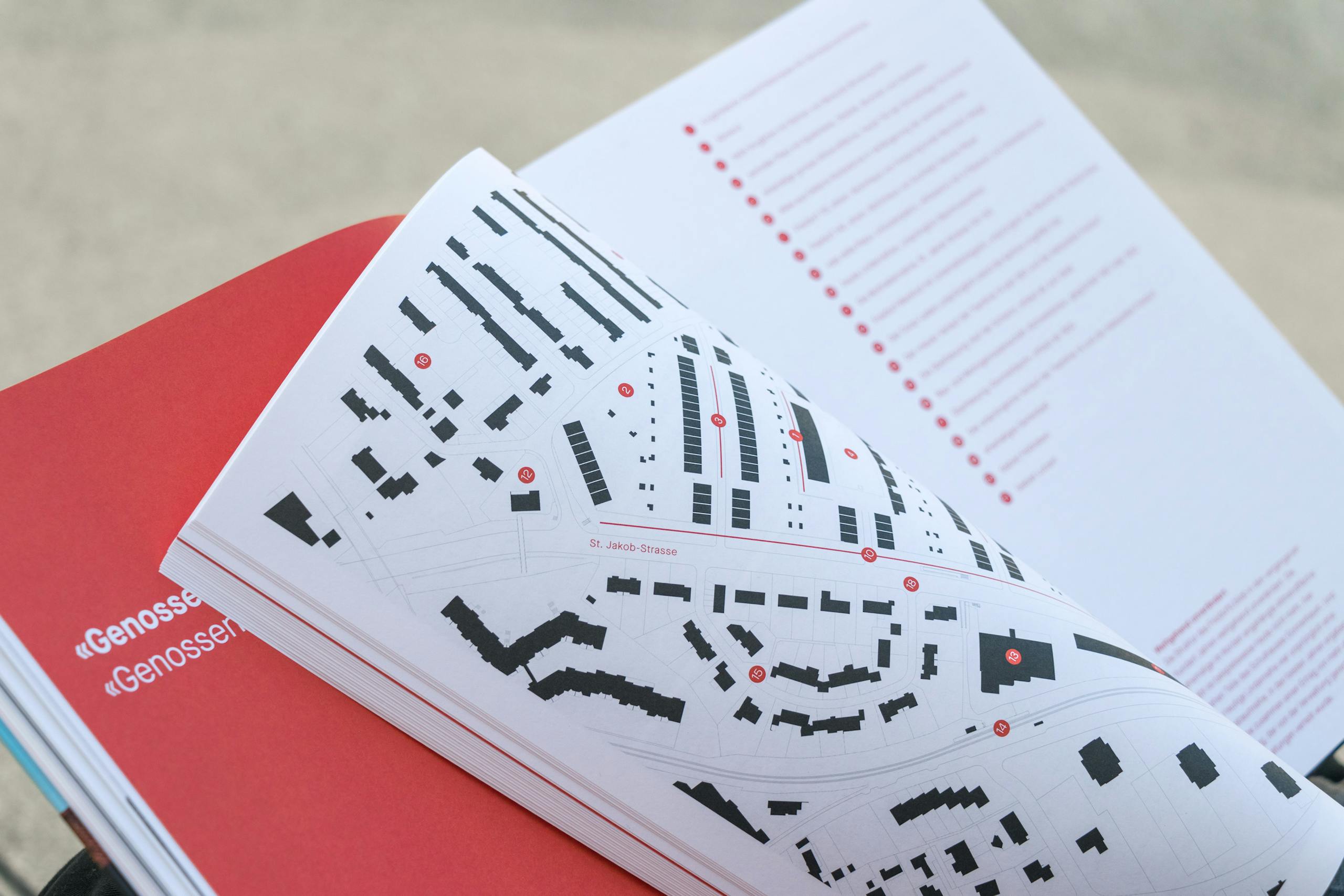 Freidorf Muttenz, Cedric Kegreiss, Grafik, Visuelle Gestaltung, Design, Book, Buch, Publikation, CMS, Basel