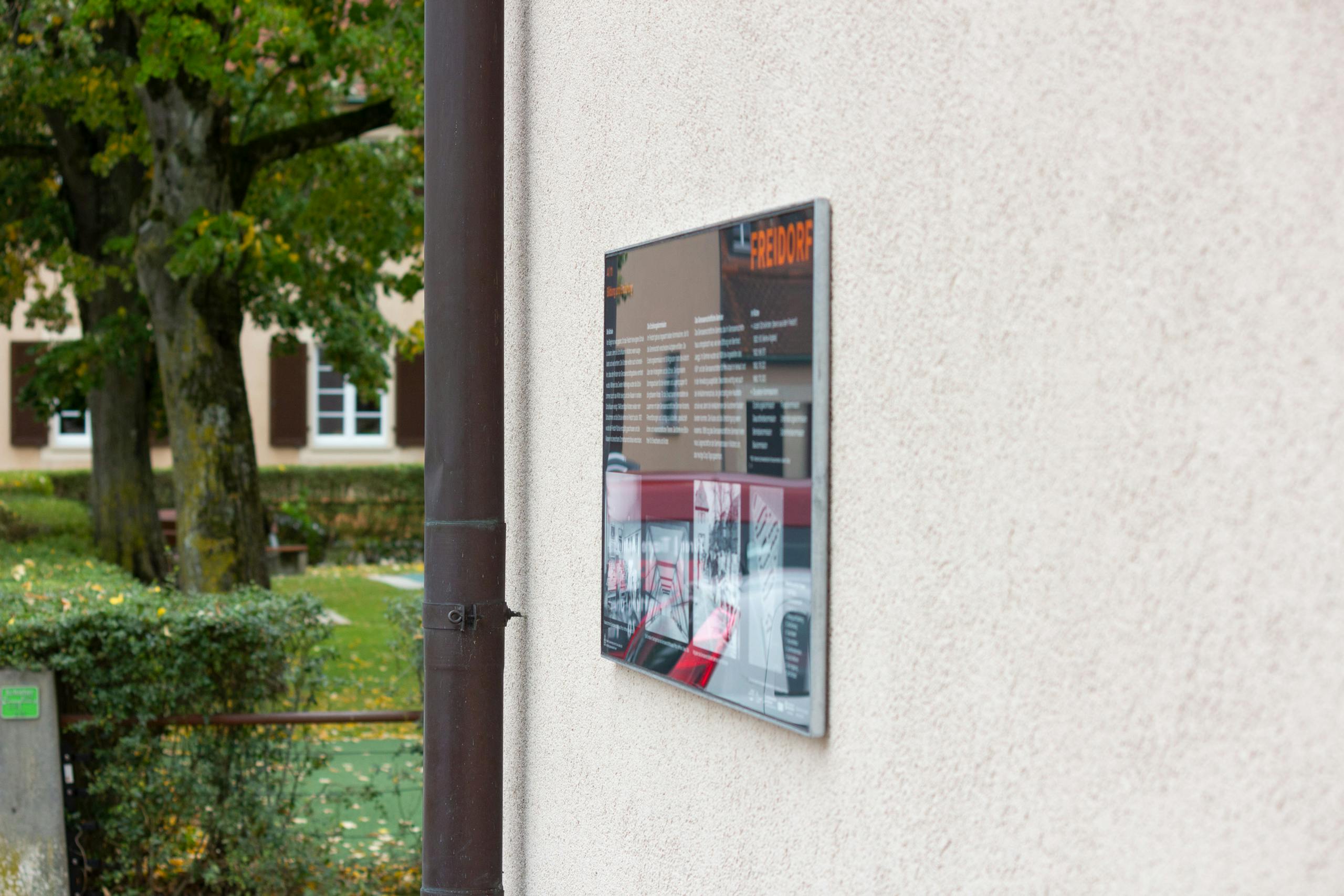Freidorf-Muttenz, Basel, Publik Design, Gestaltung, Tafeln, Informationstafeln, Grafikdesign, Siedlung, Genossenschaft, Freidorf
