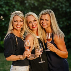 Shelly Hoke, Ann Thompson and Lisa Oldham