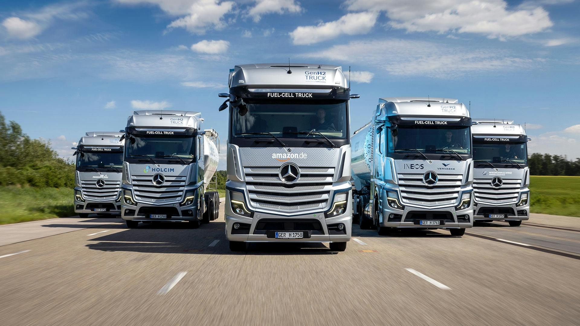 Eine Testflotte von Mercedes-Benz GenH2-Lkw, die mit den BSZ150-Brennstoffzellensystemen von cellcentric ausgestattet sind, ist für verschiedene Speditionsunternehmen im Einsatz.