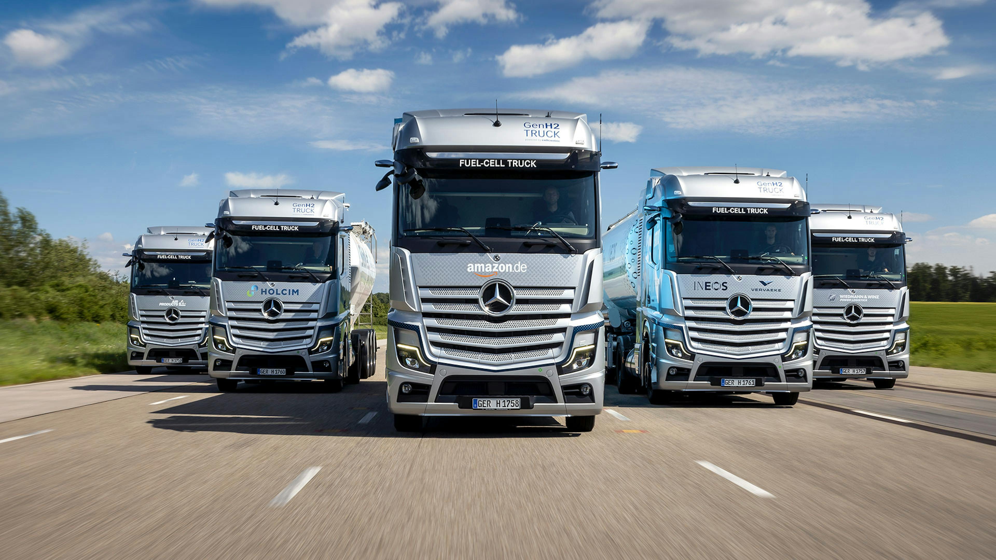 Eine Testflotte von Mercedes-Benz GenH2-Lkw, die mit den BSZ150-Brennstoffzellensystemen von cellcentric ausgestattet sind, ist für verschiedene Speditionsunternehmen im Einsatz.