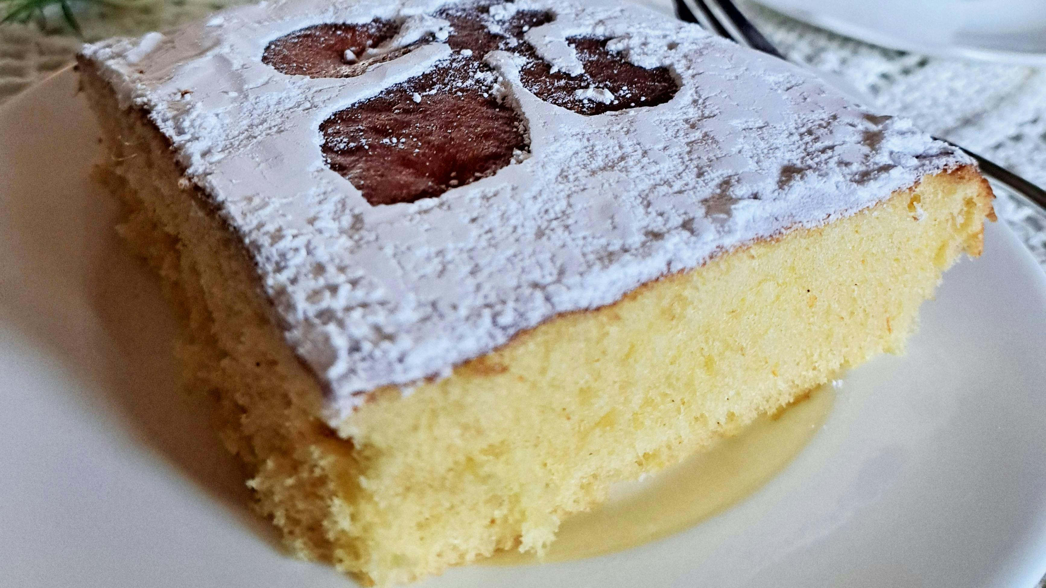 Schiacciata fiorentina (florentine sweet cake) by Cesarina Barbara