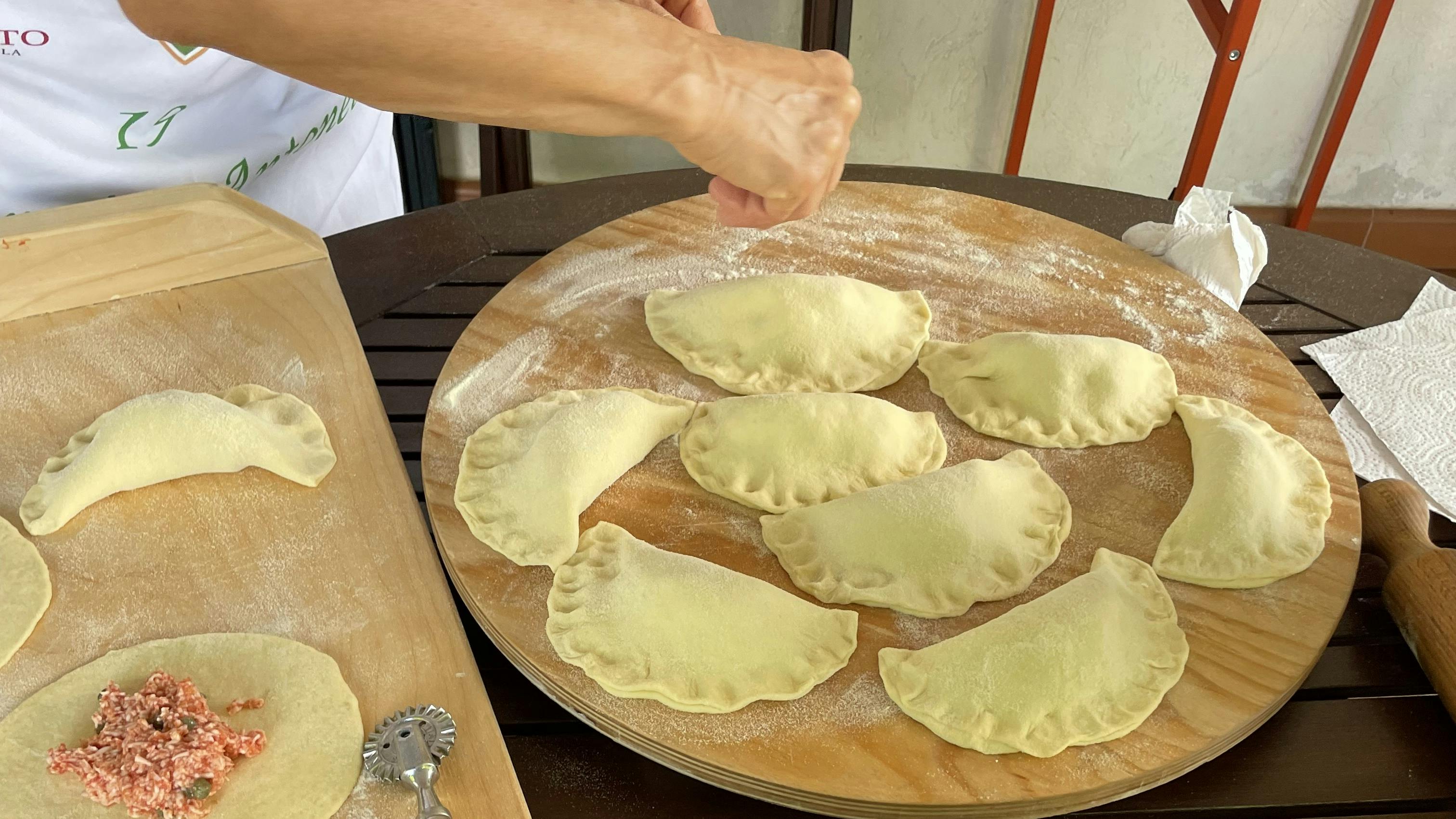 Preparazione Panzerotti pugliesi