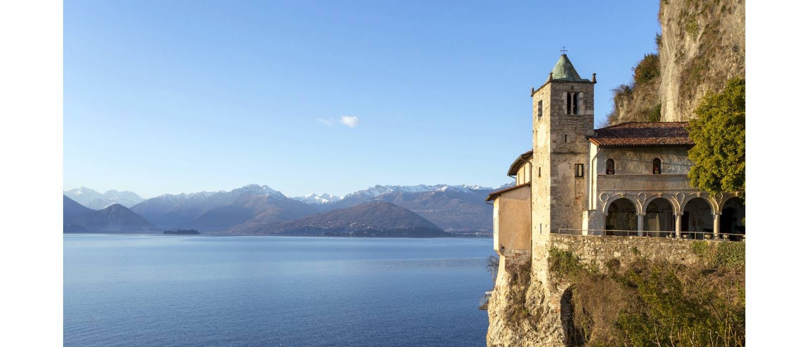 Eremo di Santa Caterina del Sasso, Lago Maggiore