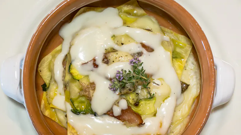 Lasagnes aux champignons pioppini
