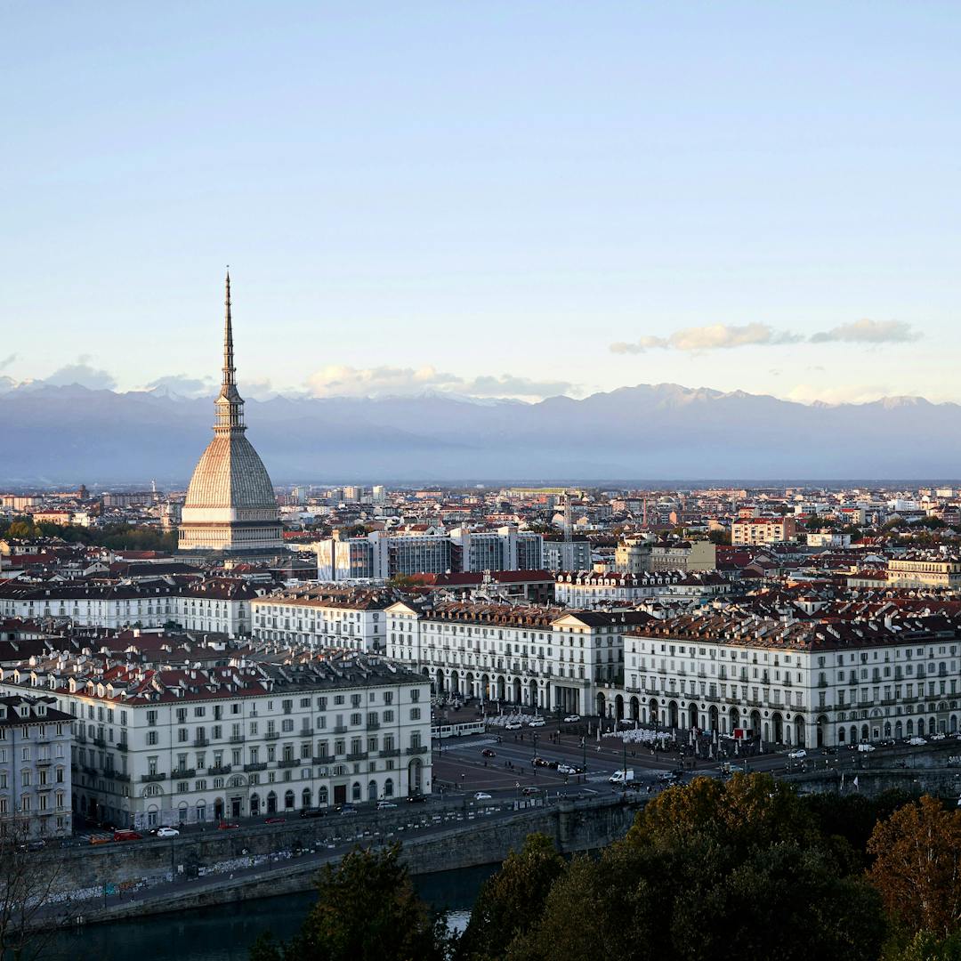 Torino - vista città con Mole e Alpi sullo sfondo