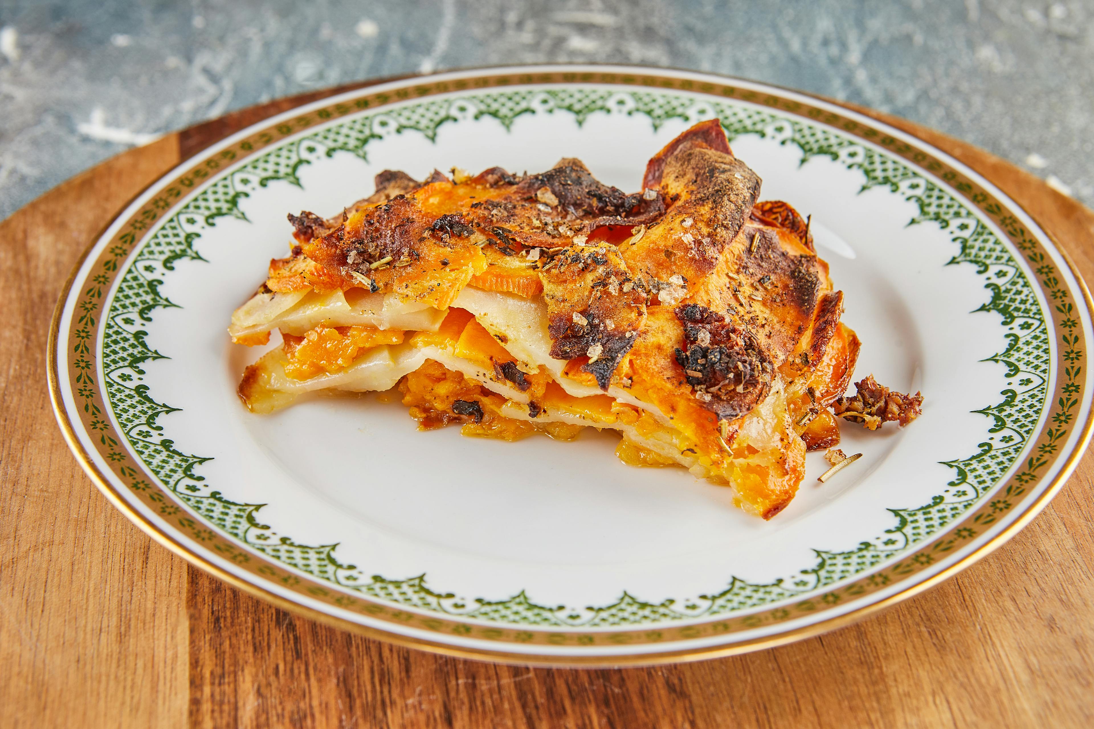 Piatto di lasagne zucca e taleggio