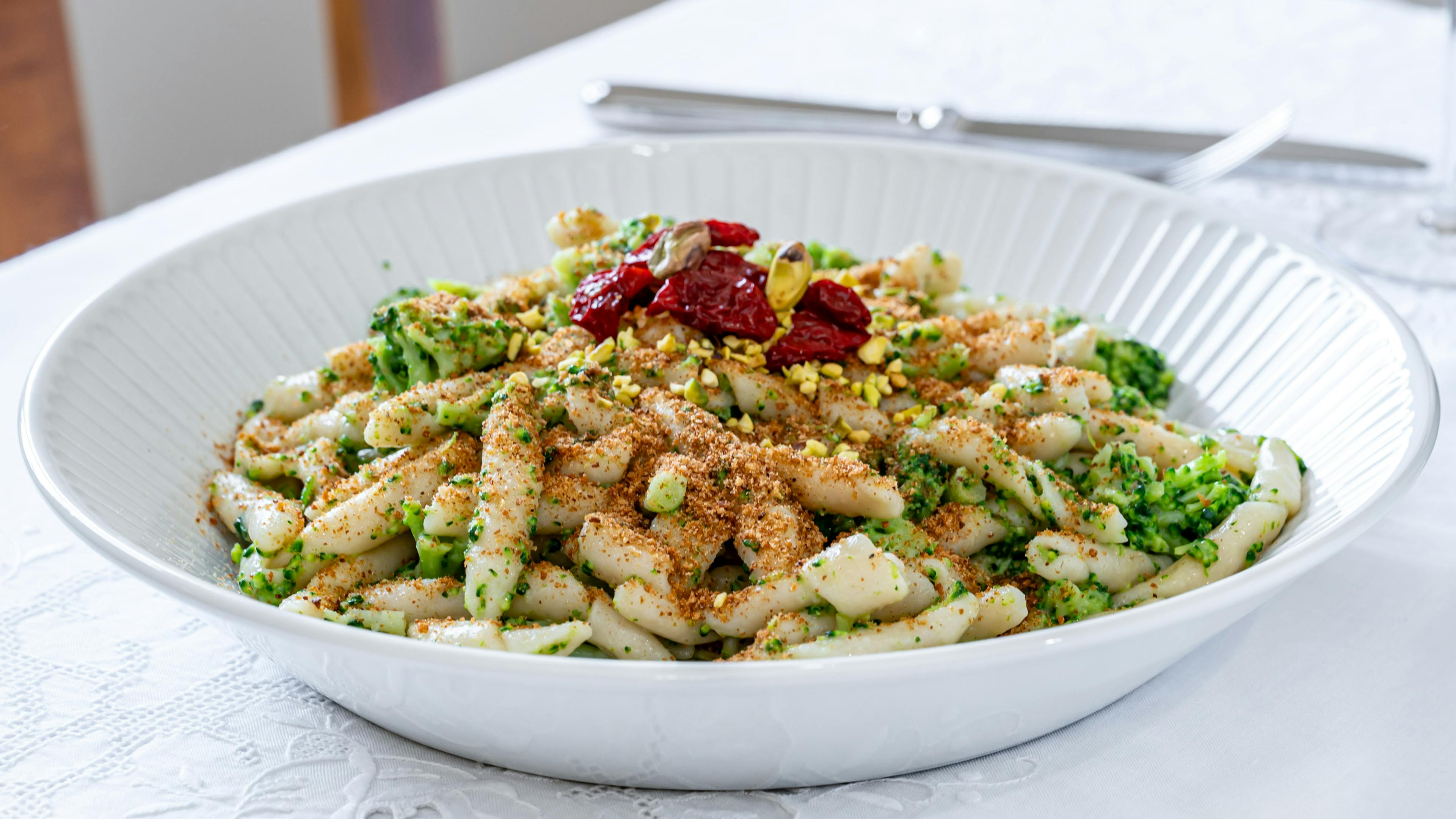 Busiate con il broccolo siciliano