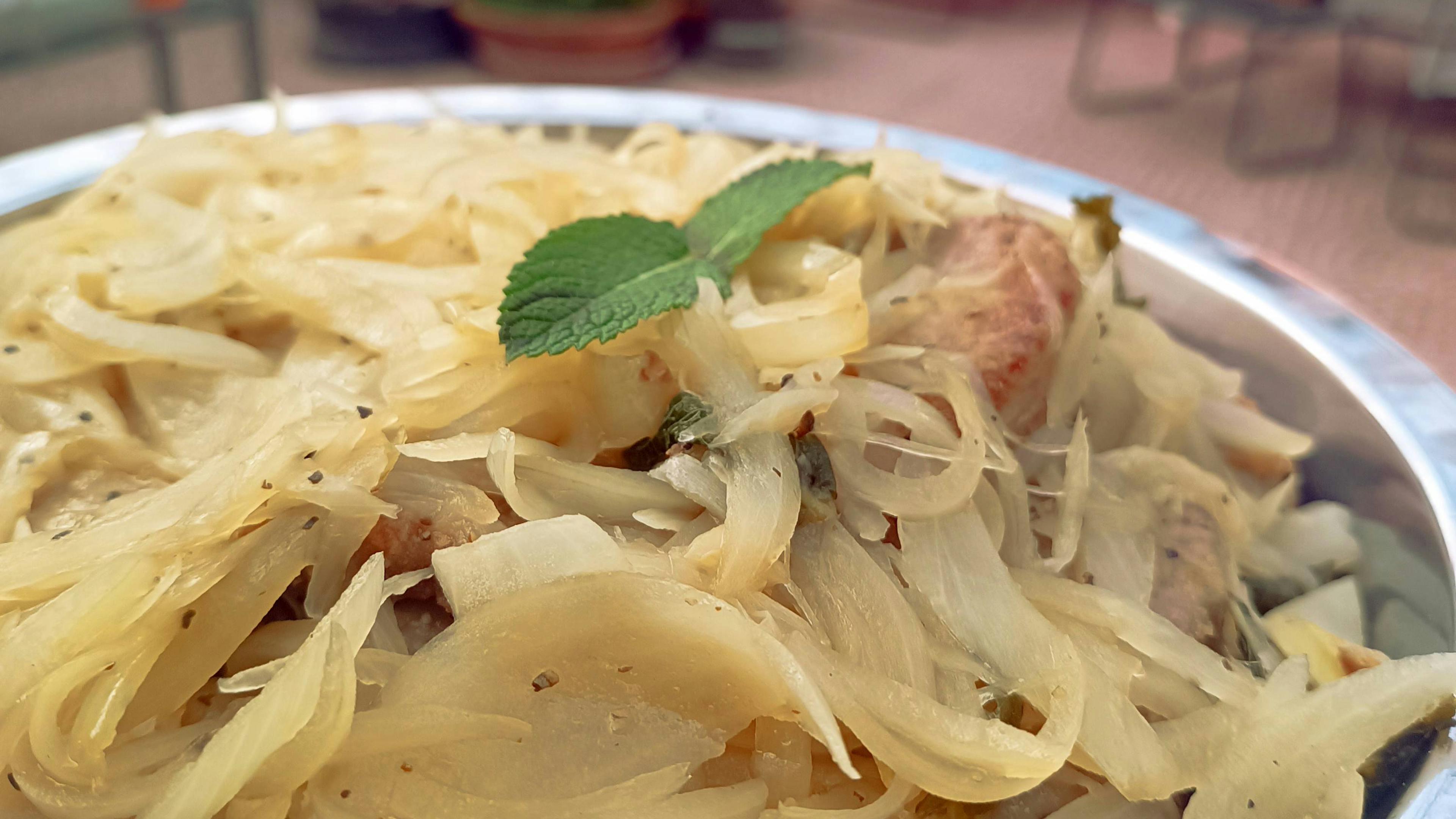 Tonno con cipolla in agrodolce