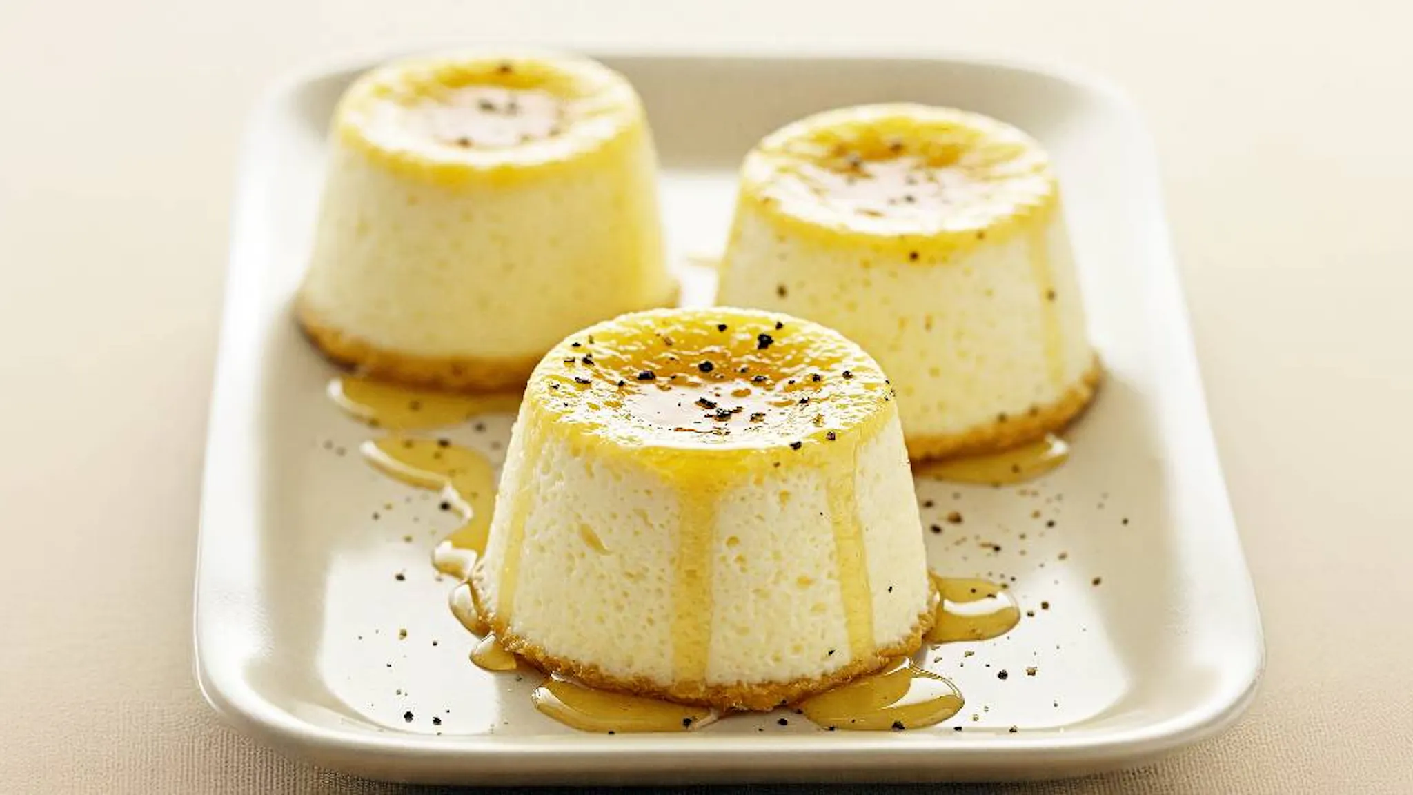 Milk, Honey and Egg Pudding (Tiropatina)