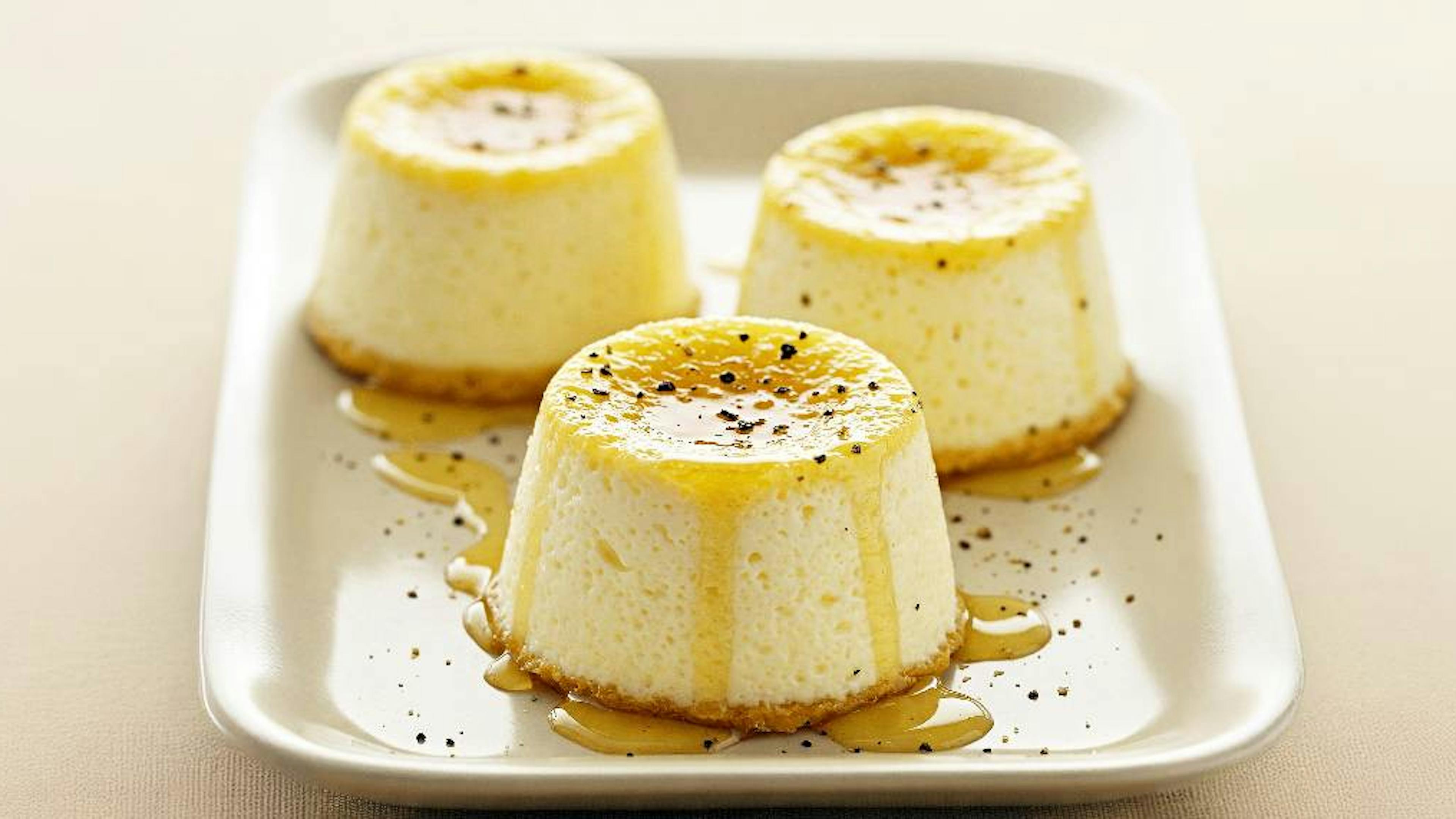 Milk, Honey and Egg Pudding (Tiropatina)
