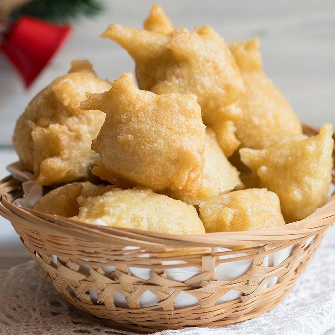 Pettole, pittule, piatto tipico pugliese per natale o san martino