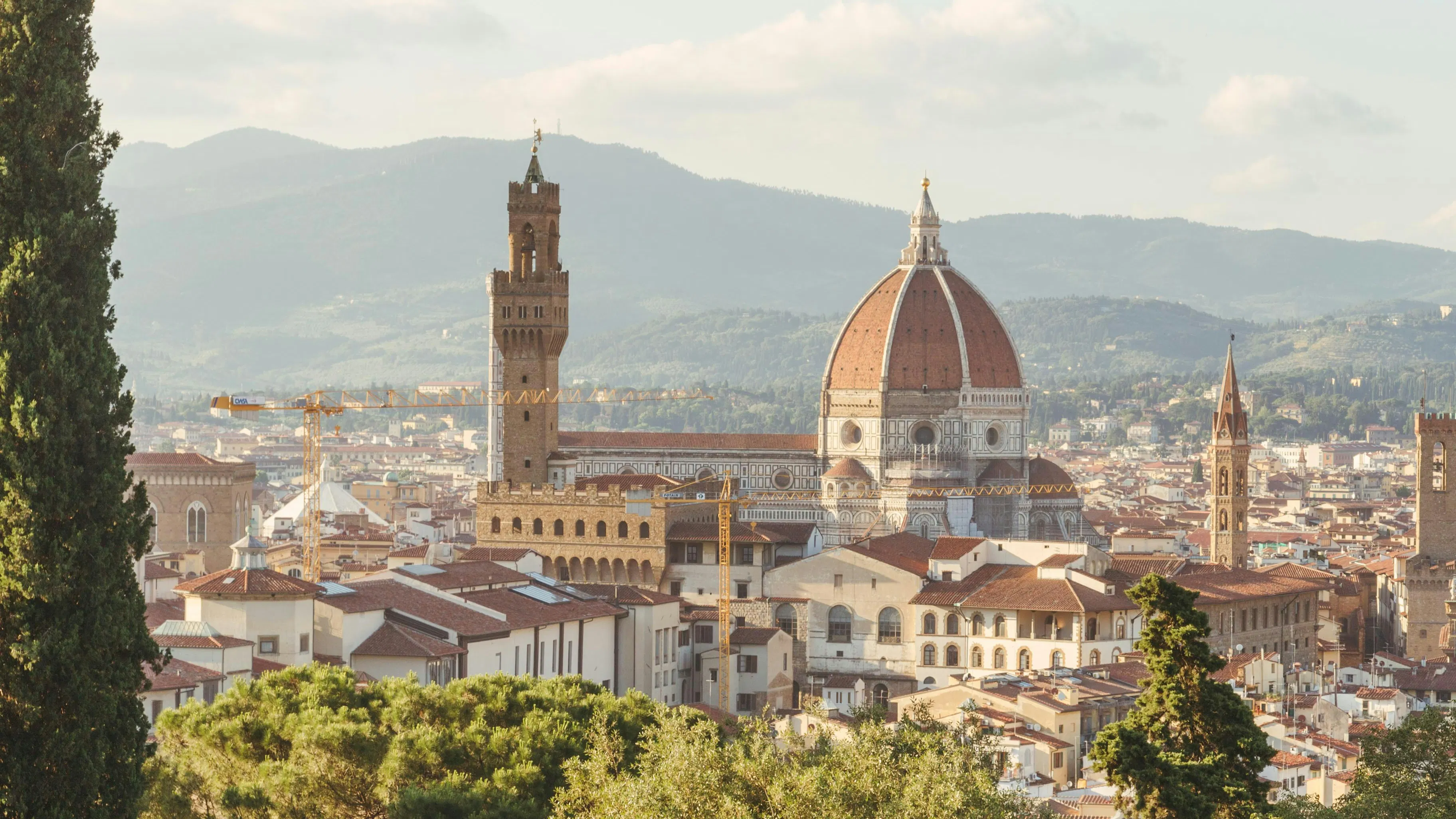 Tuscan cuisine, view of Florence’s Duomo