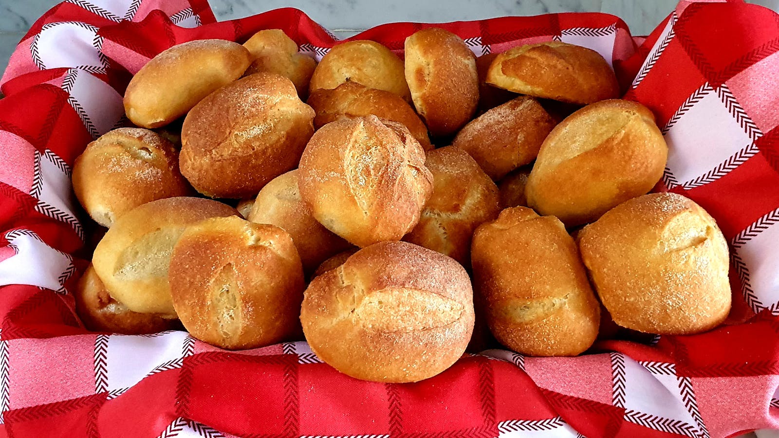 Panini con crosta croccante