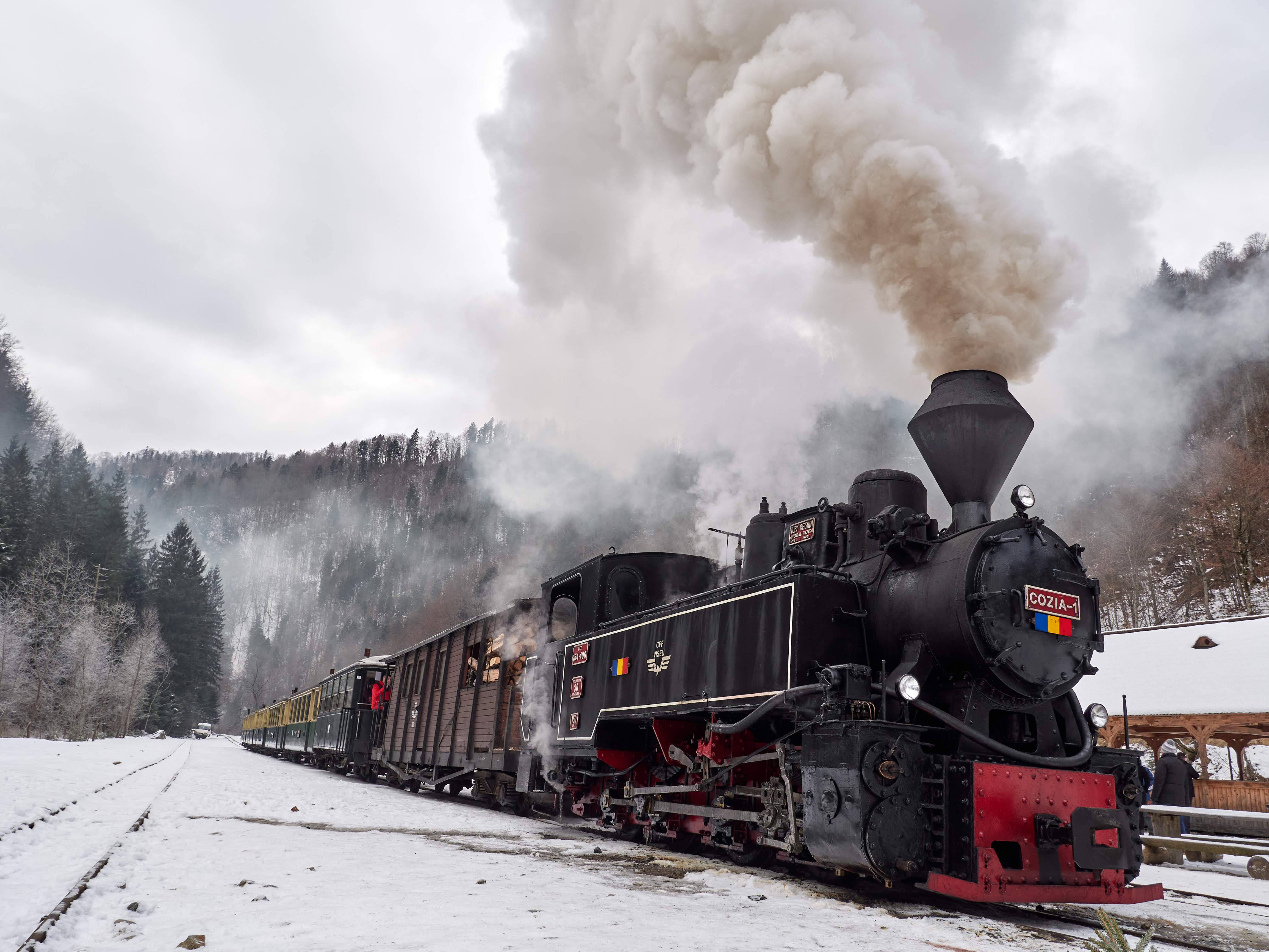 Iarna cu Mocănița pe Valea Vaserului