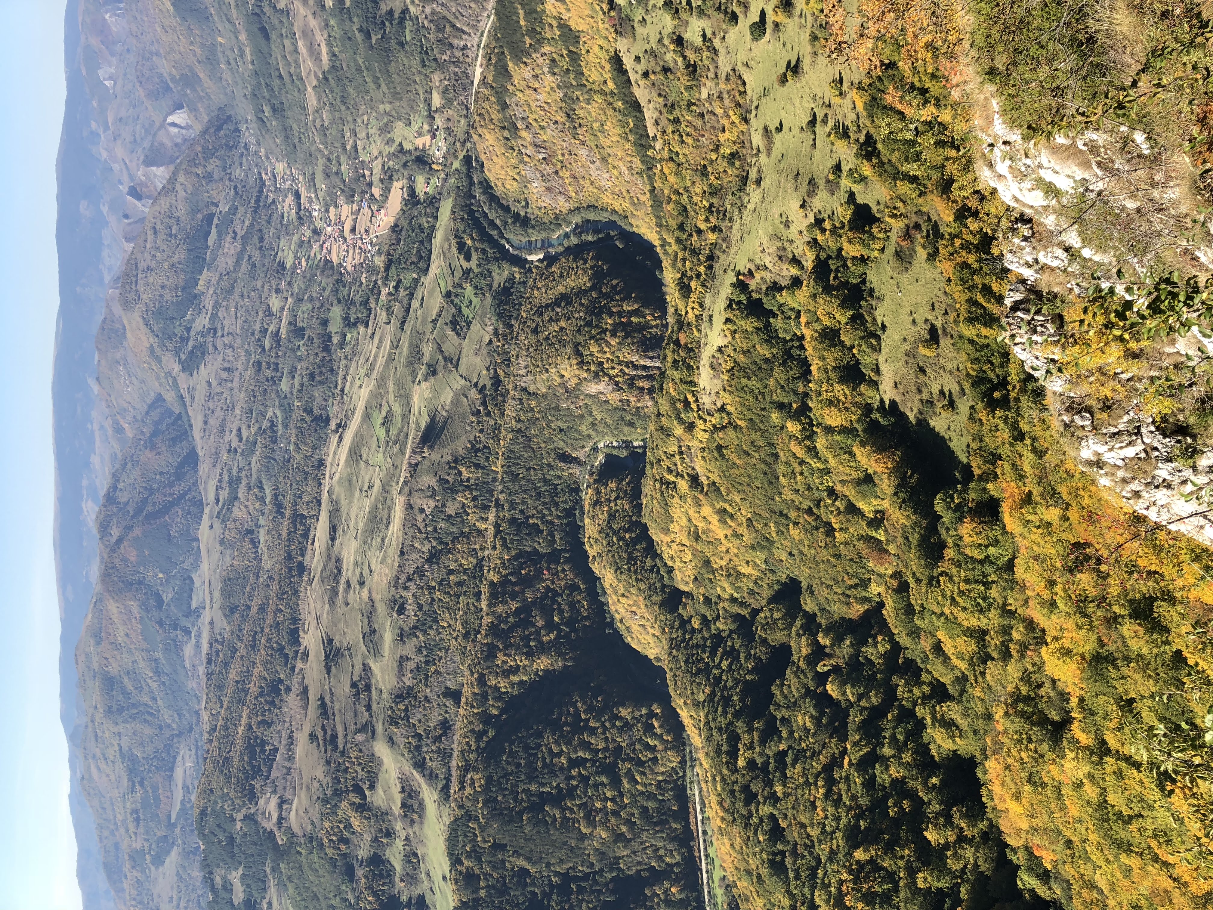 Valea Arieșului din punctul de belvedere Poarta Zmeilor