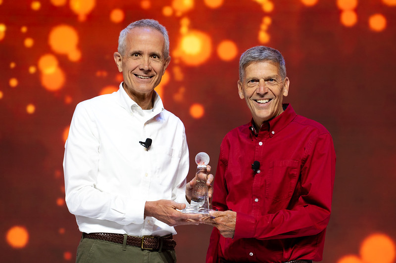 Keith Bentley, Founder and Former CTO, Bentley Systems, presented the Bentley Lifetime Achievement Award to Richard Hipp, creator of SQLite.