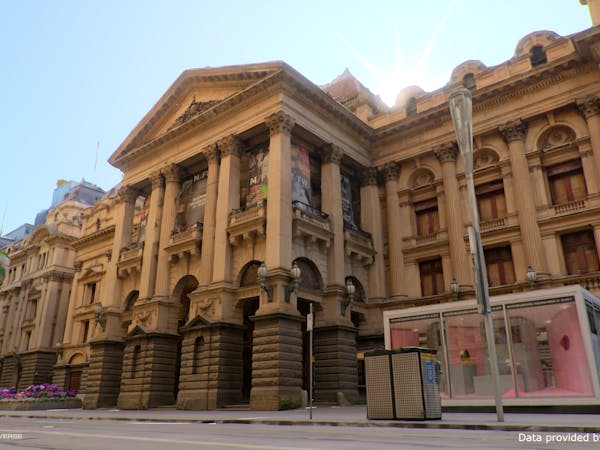 Cesium for Omniverse - High resolution street-level photogrammetry model of Melbourne Town Hall (0.6cm) rendered in Omniverse with real time ray tracing. The photogrammetry model was generated from street-level and aerial images by Aerometrex.