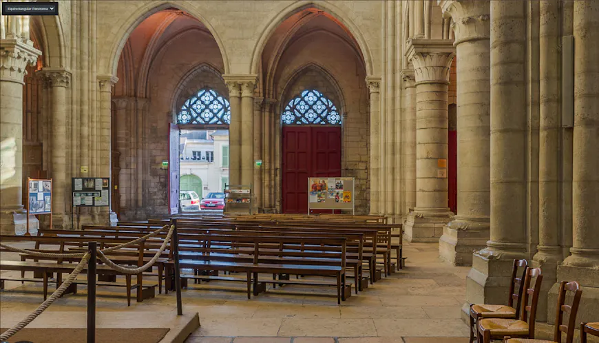Part of a 360-degree panorama image of the interior of Laon Cathedral, France, visualized in CesiumJS. Photo by David Iliff, licensed under CC BY-SA 3.0.